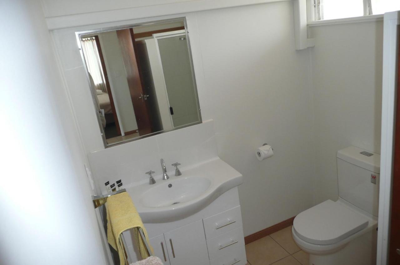 Ferienwohnung Ocean Breeze Units Bowen Zimmer foto