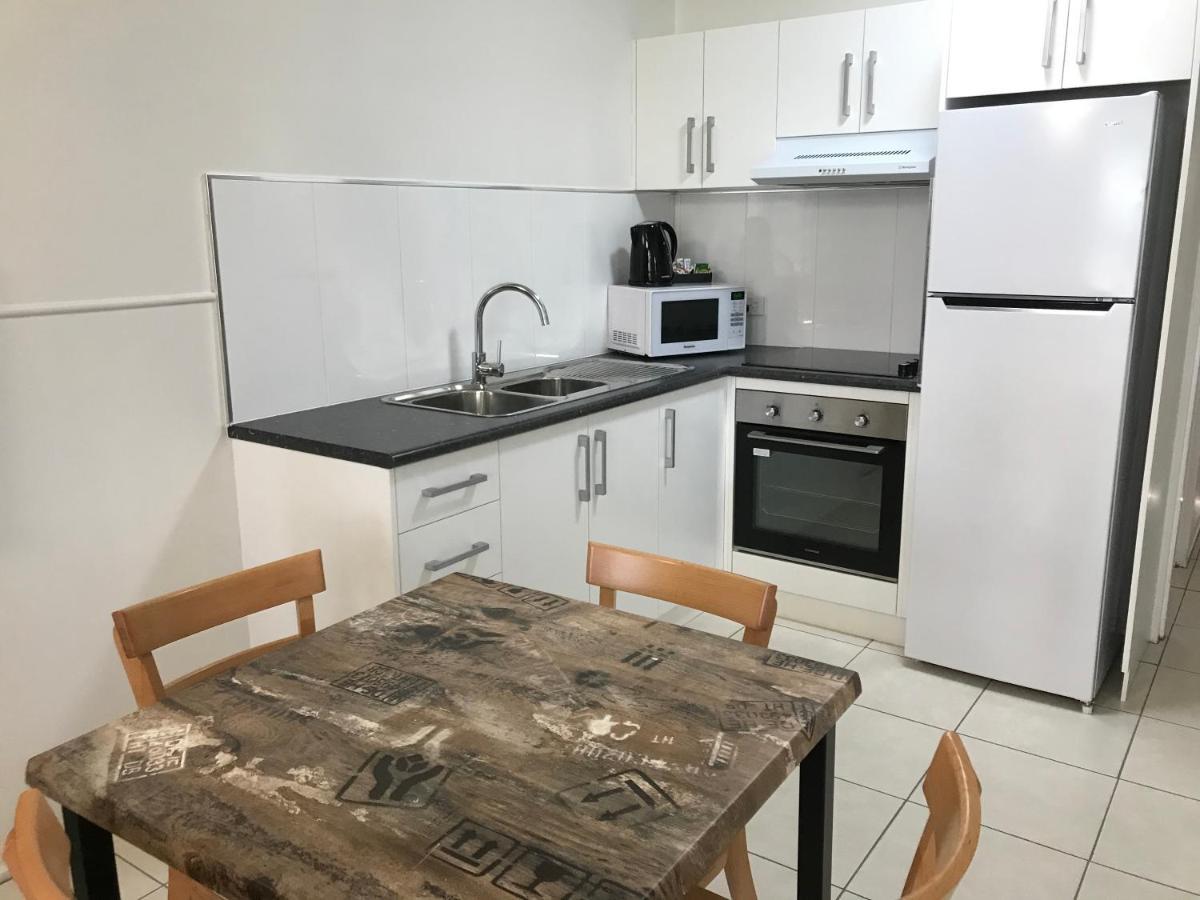 Ferienwohnung Ocean Breeze Units Bowen Exterior foto