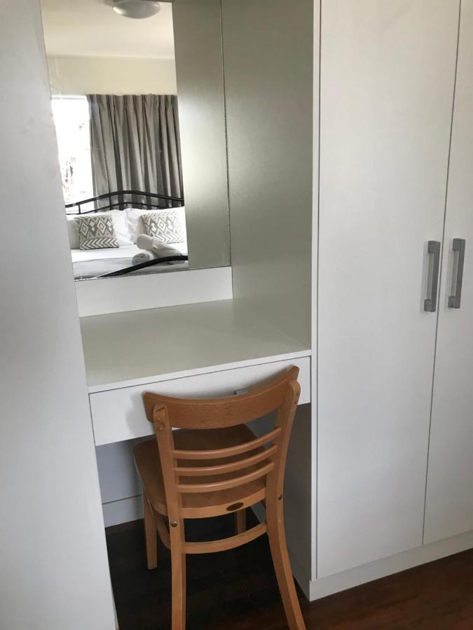 Ferienwohnung Ocean Breeze Units Bowen Exterior foto